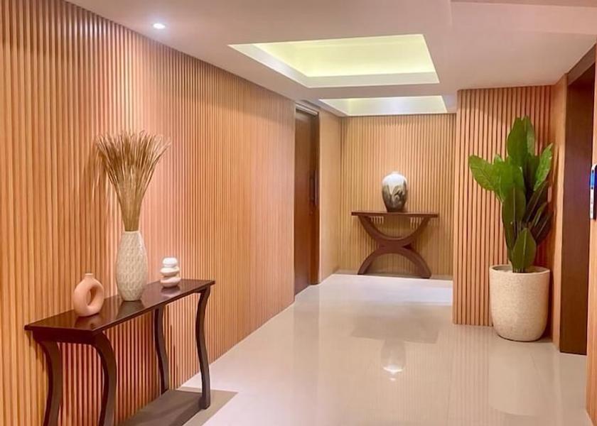  South Tangerang Hallway