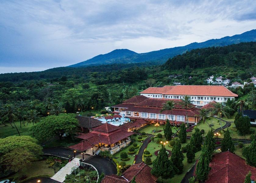 East Java Trawas Property grounds