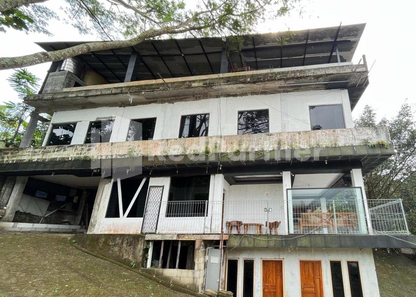 East Java Trawas exterior view