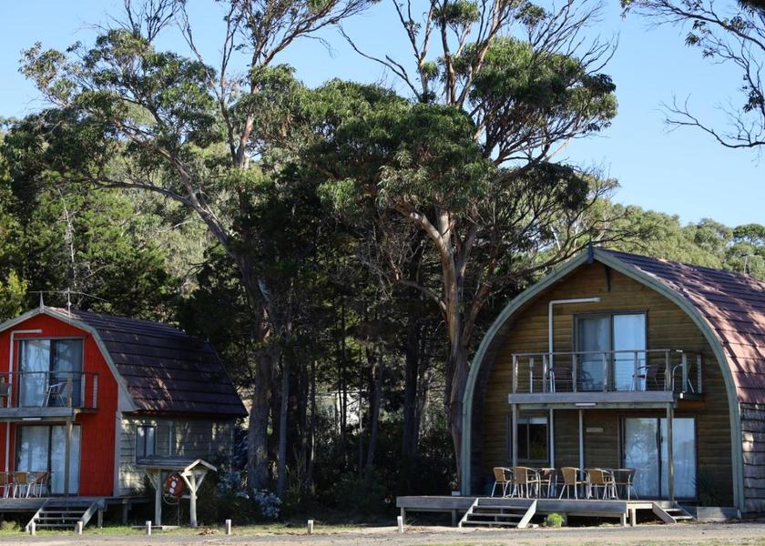 Tasmania Bicheno Entrance