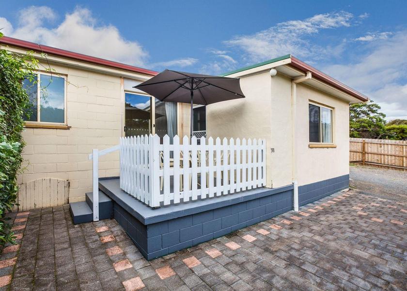 Tasmania Bicheno Hotel Exterior