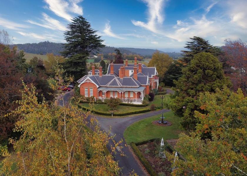 Tasmania Deloraine exterior view