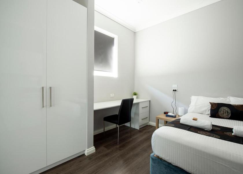 South Australia Port Pirie Deluxe Queen Room