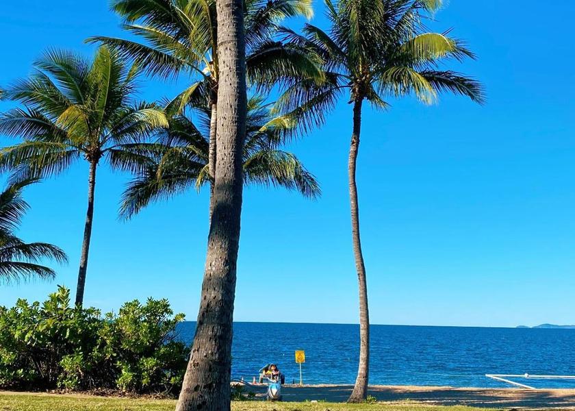 Queensland Townsville beach