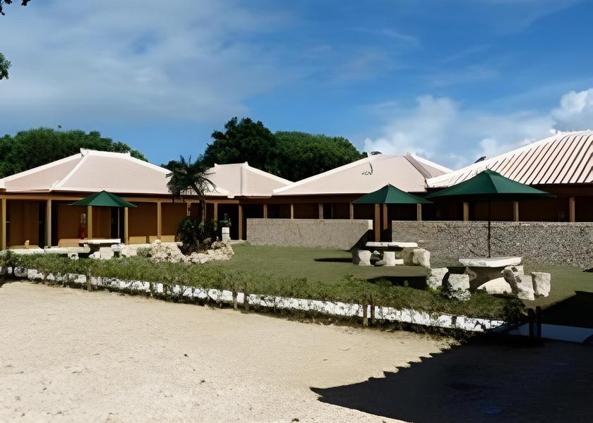 Okinawa (prefecture) Taketomi exterior view