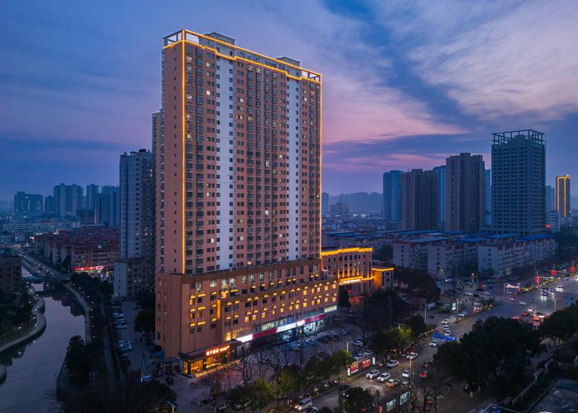 Henan Nanyang Hotel Exterior