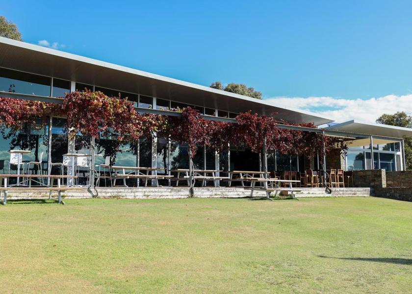 golf course [on-site]