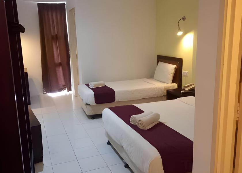 Johor Segamat Triple Room