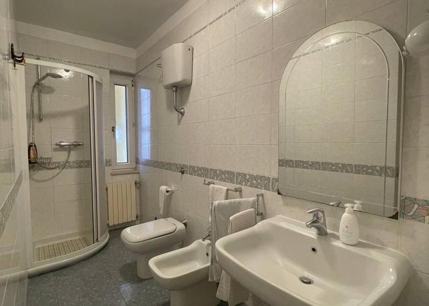 Basilicata Montescaglioso Twin Room with Private External Bathroom