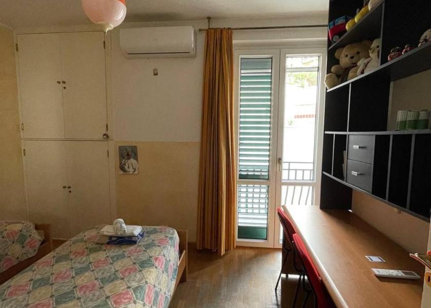 Basilicata Montescaglioso Twin Room with Private External Bathroom