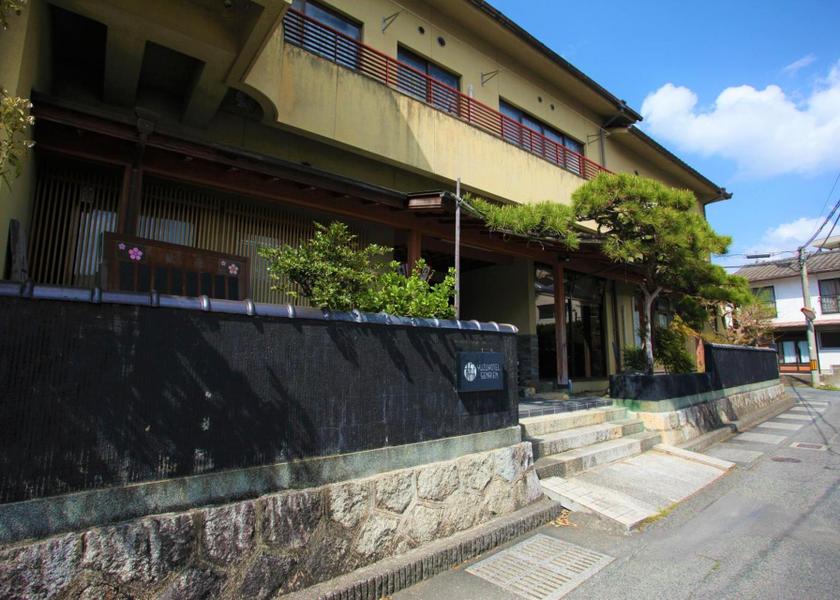 Okayama Mimasaka entrance