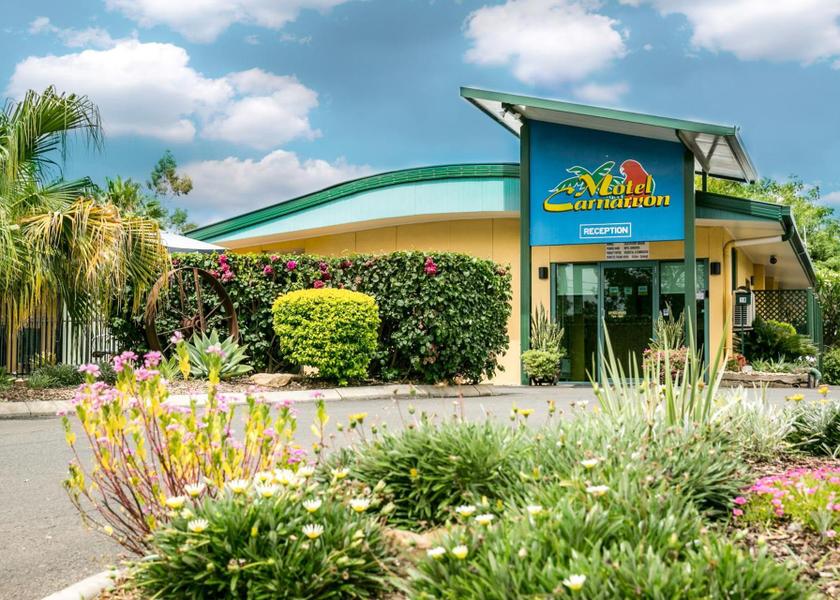 Queensland Roma Exterior view