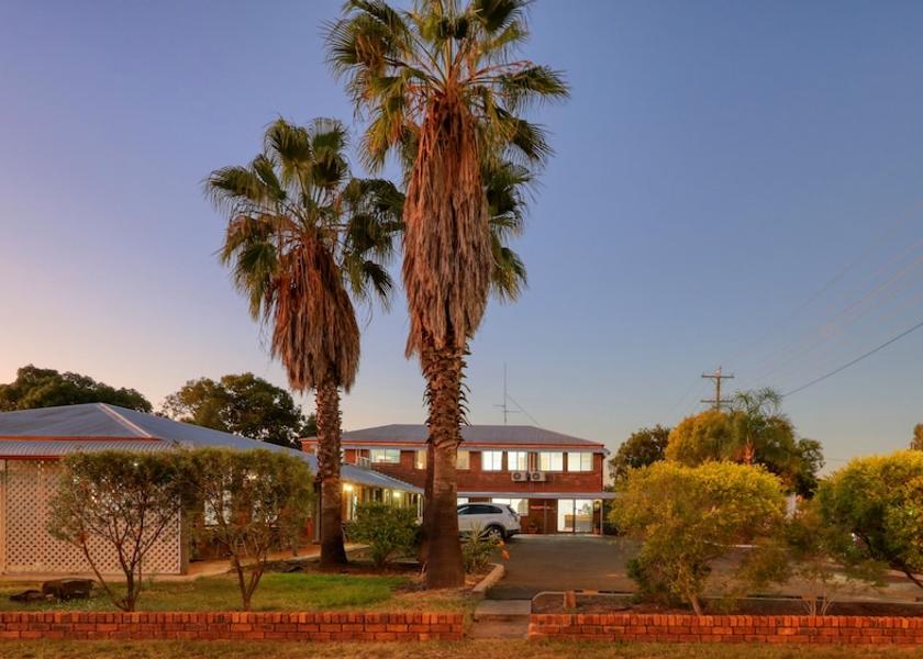 Queensland Roma Front of property - evening/night