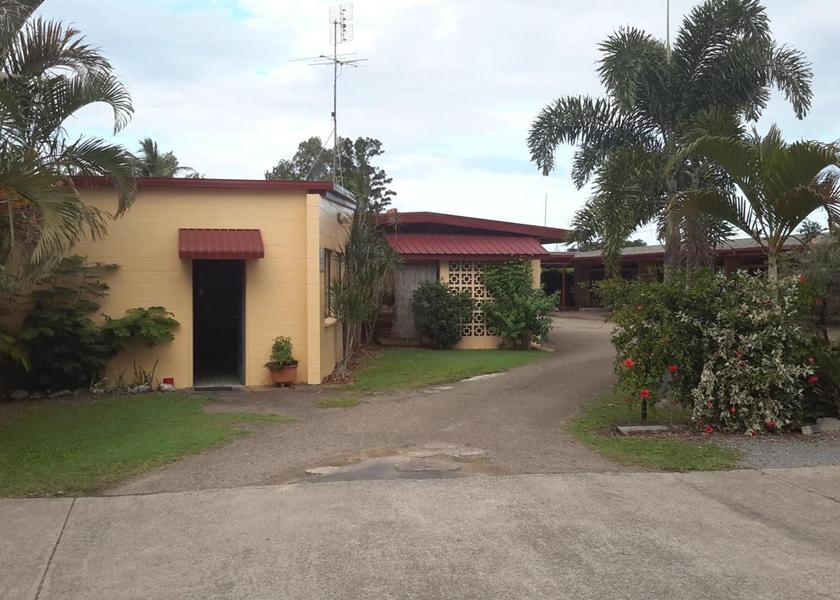 Queensland Ingham garden