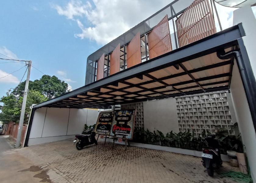 Central Java Purwokerto exterior view
