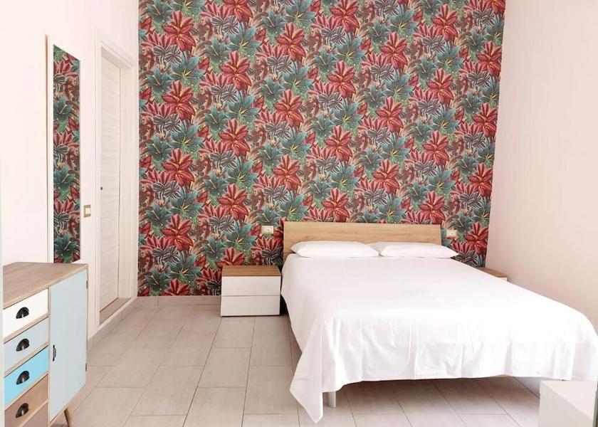 Campania Frattamaggiore Room