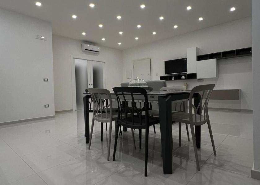 shared lounge/tv area