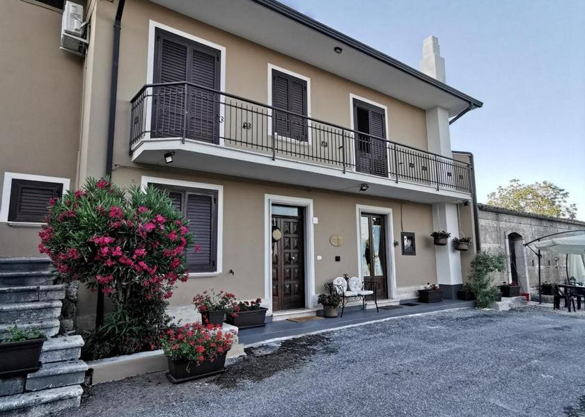 Campania Mirabella Eclano exterior view
