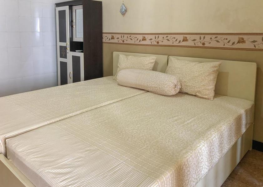 East Java Madiun RedDoorz Room
