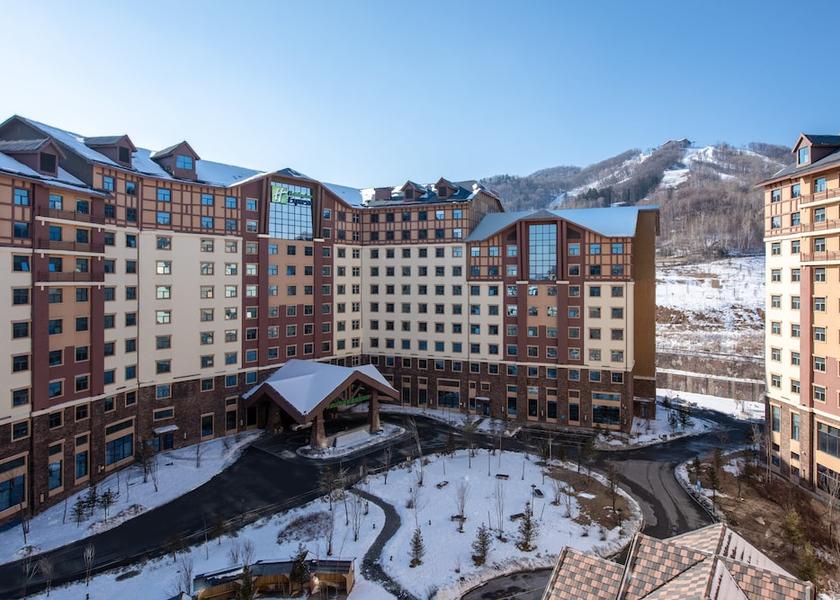 Jilin Baishan Exterior
