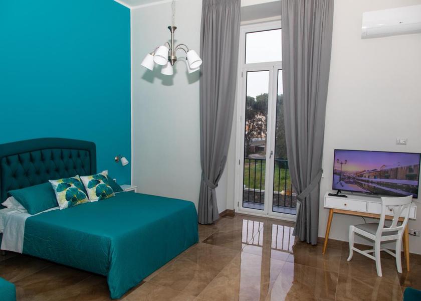 Campania Portici Triple Room with Private Bathroom