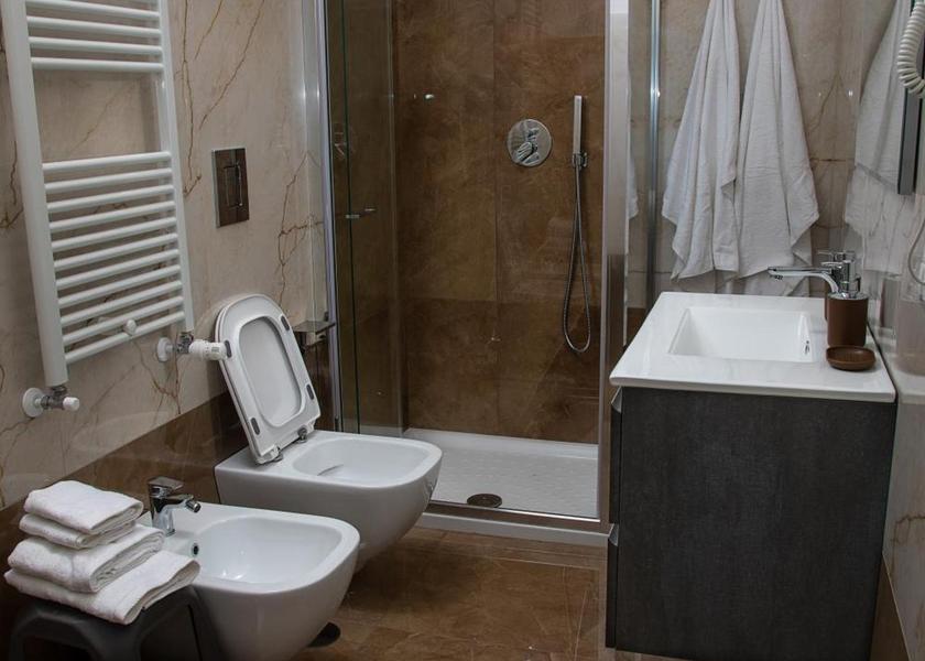 Campania Portici Triple Room with Private Bathroom