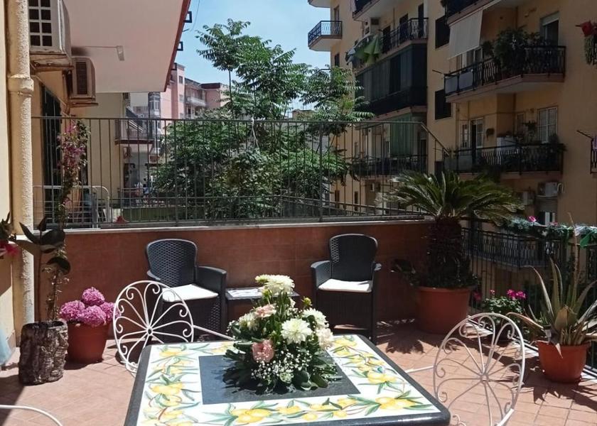 Campania Portici balcony/terrace