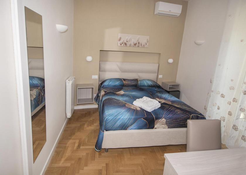 Campania Portici Deluxe Double Room with Shower
