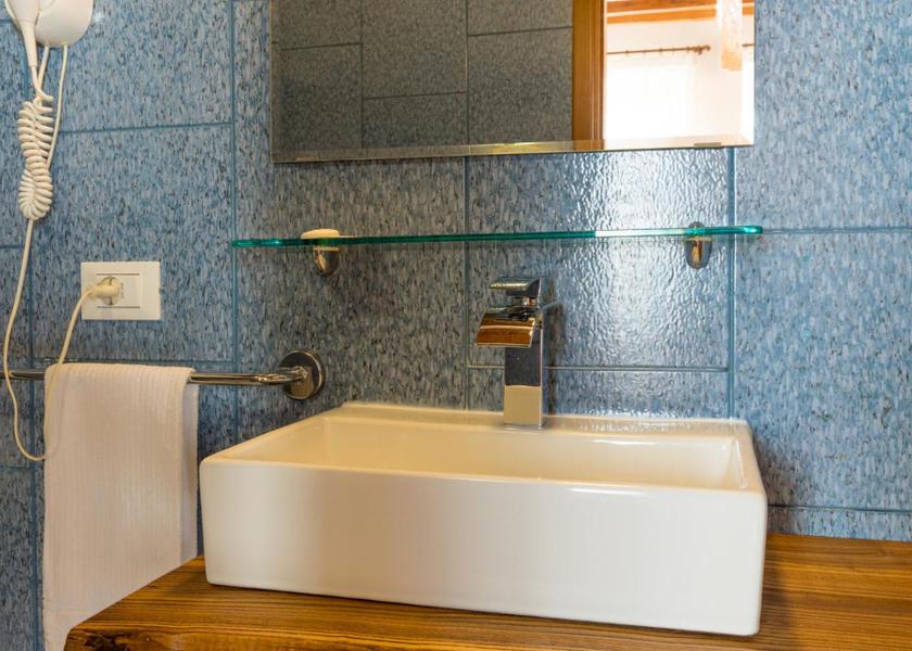Emilia-Romagna Campagnola Emilia Quadruple Room with Private Bathroom