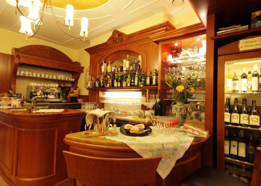 Emilia-Romagna Comacchio bar/lounge