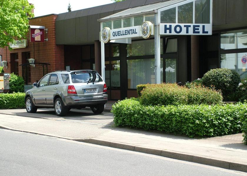Schleswig-Holstein Pinneberg entrance