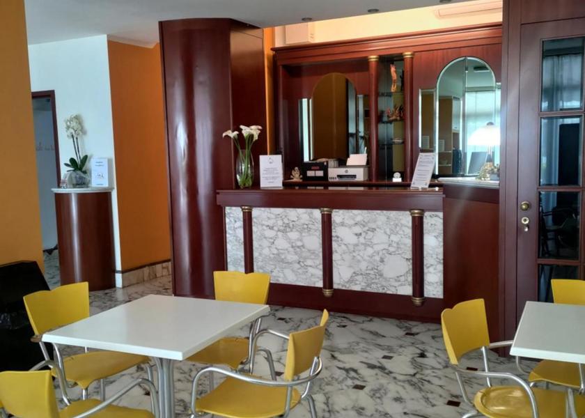 Emilia-Romagna Gatteo bar/lounge