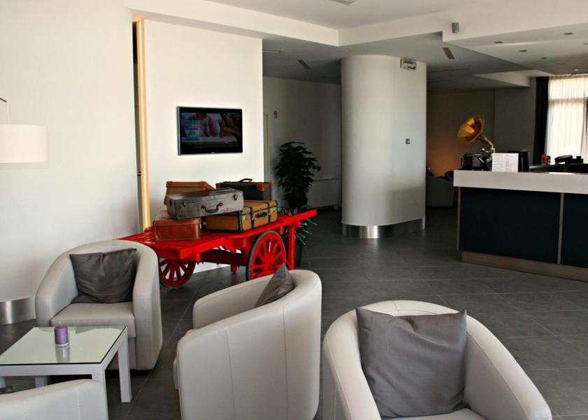 Tuscany Larciano lobby