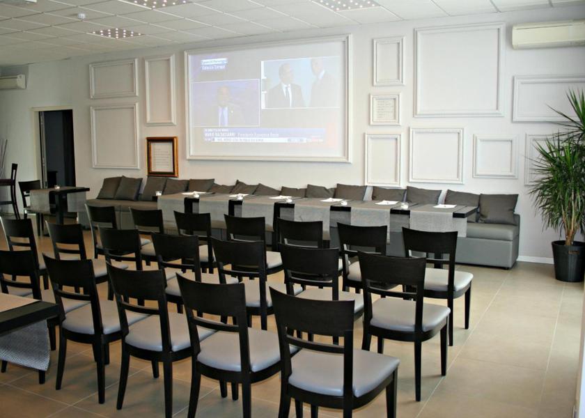 Tuscany Larciano business center