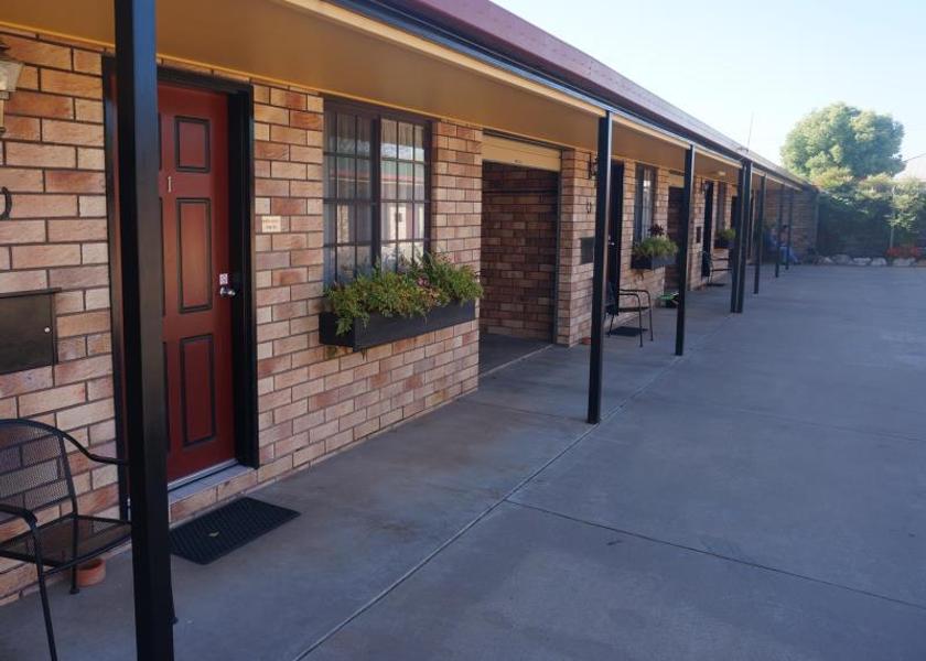 Queensland Miles Exterior view