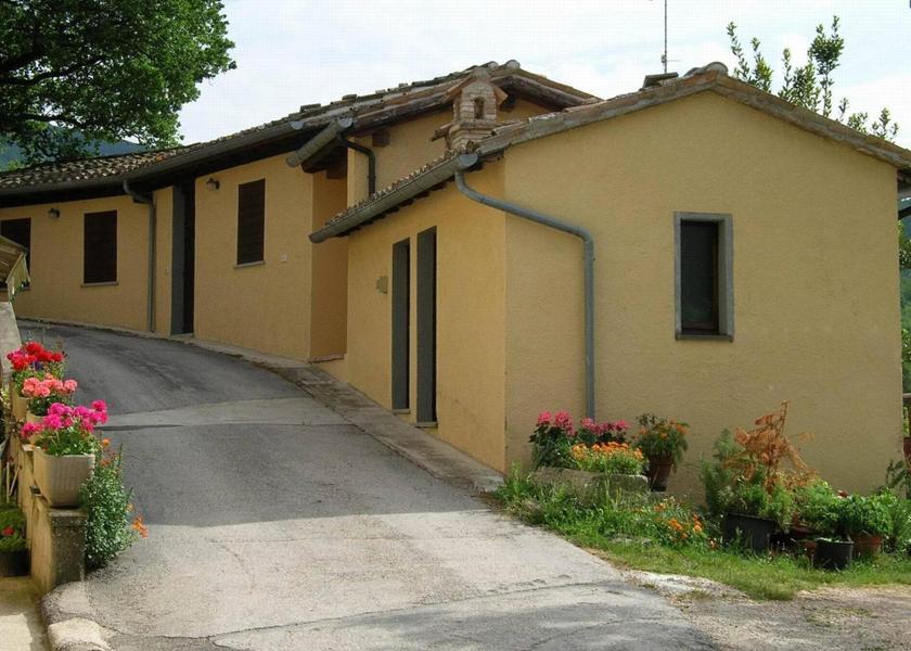 Marche Urbania exterior view