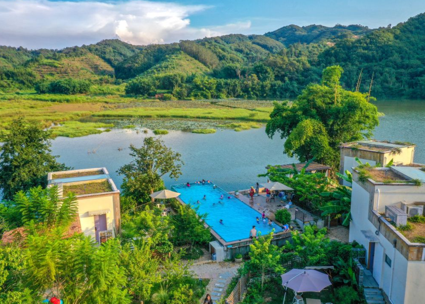 Guangdong Qingyuan swimming pool