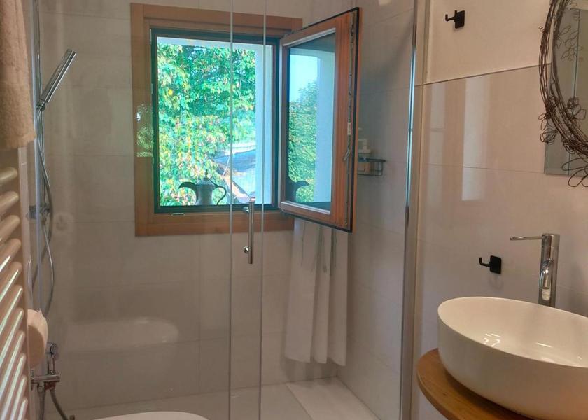 Friuli Venezia Giulia Manzano Deluxe Double or Twin Room with Mountain View