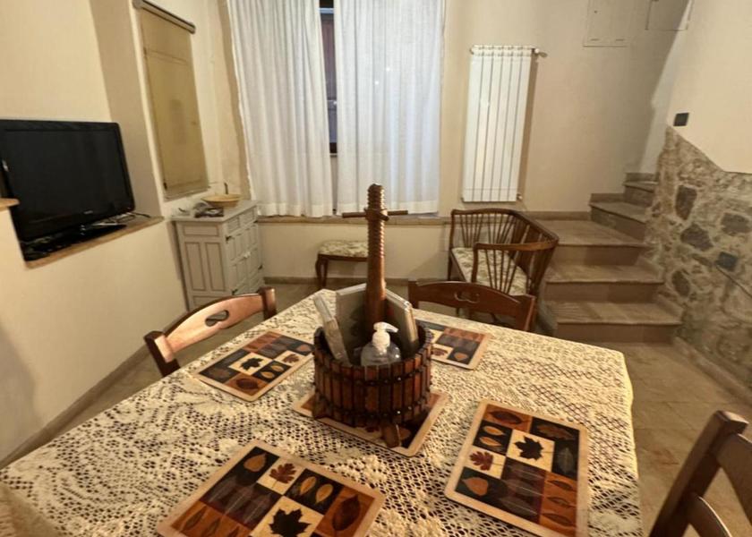 shared lounge/tv area