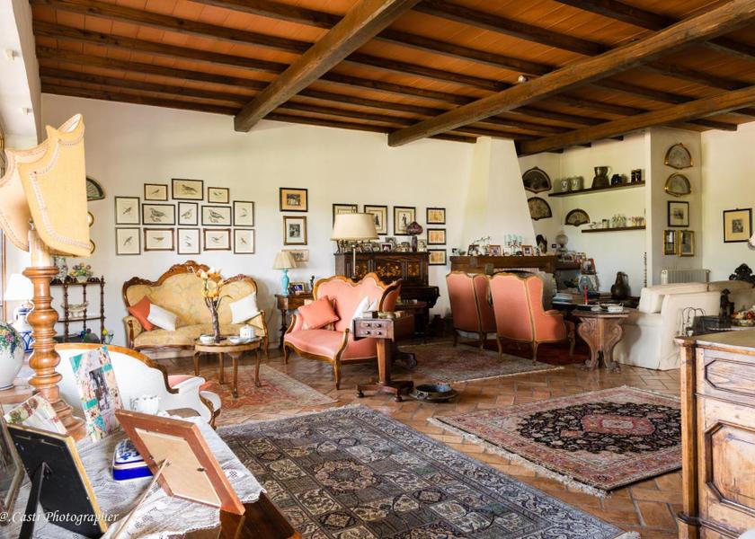 shared lounge/tv area