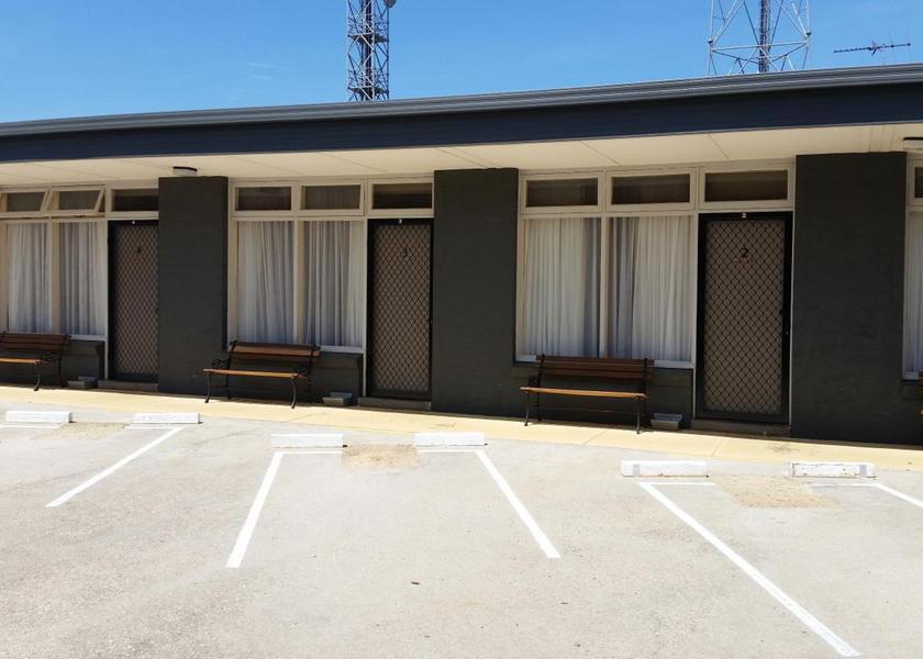 Victoria Yarrawonga Entrance
