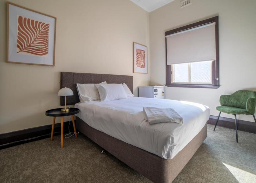 Victoria Yarrawonga Double Room with Private Bathroom