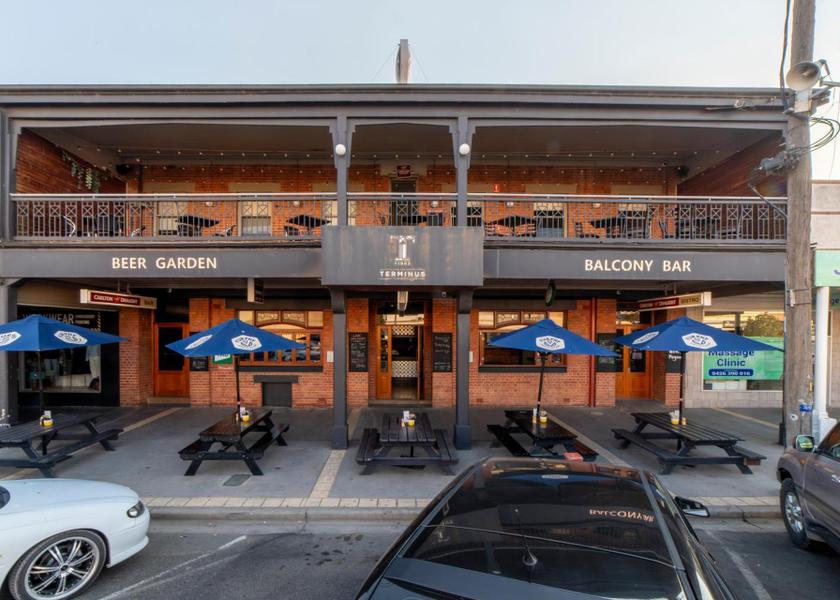 Victoria Yarrawonga exterior view
