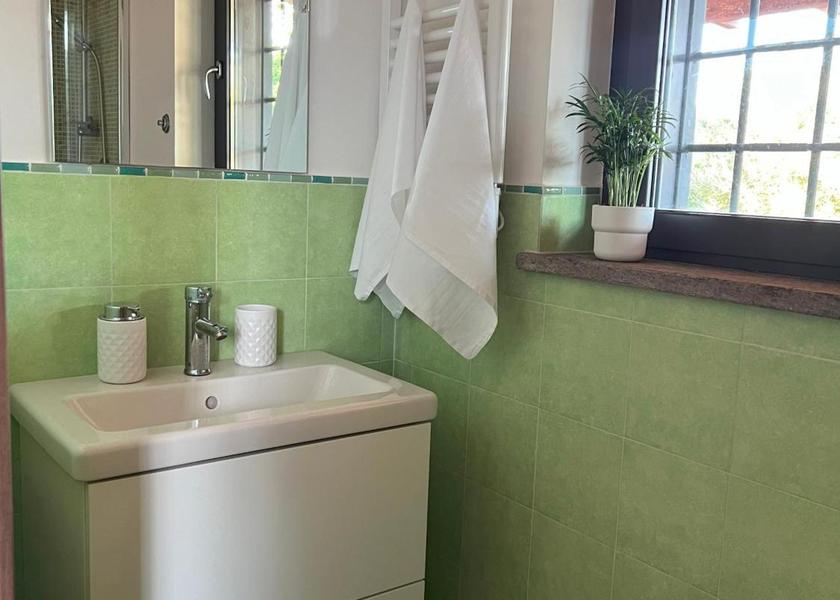 Lazio Manziana bathroom