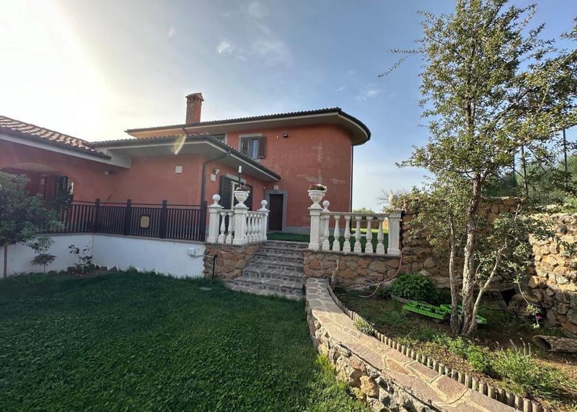Lazio Monte Porzio Catone garden
