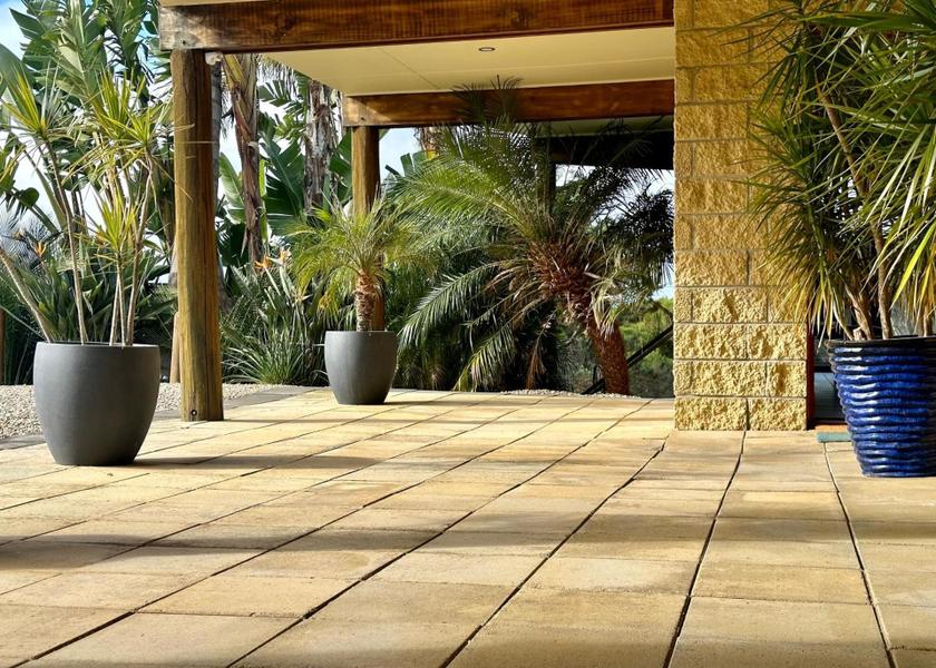 Victoria Mallacoota garden