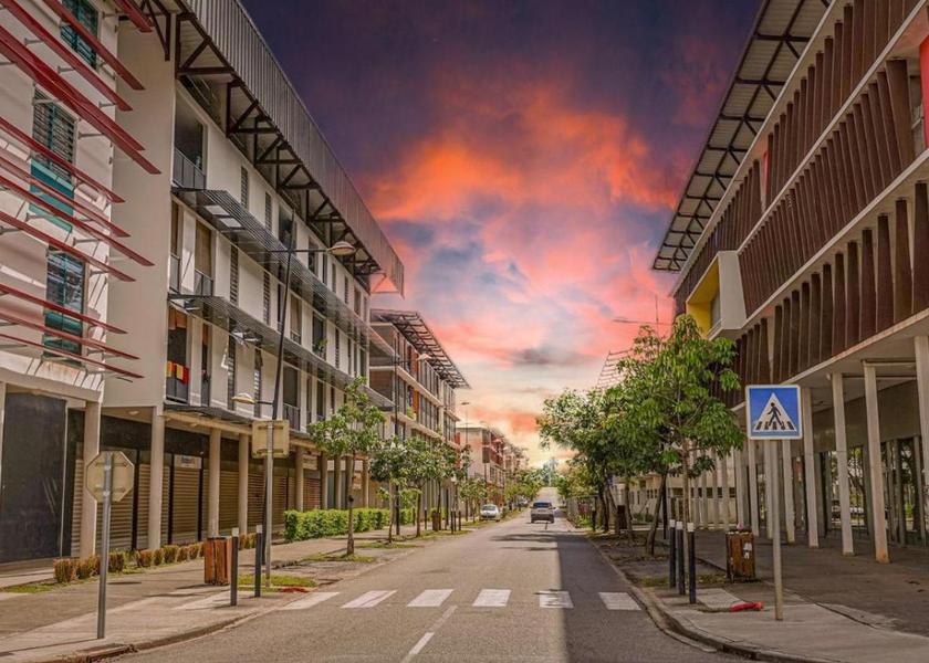  Cayenne exterior view