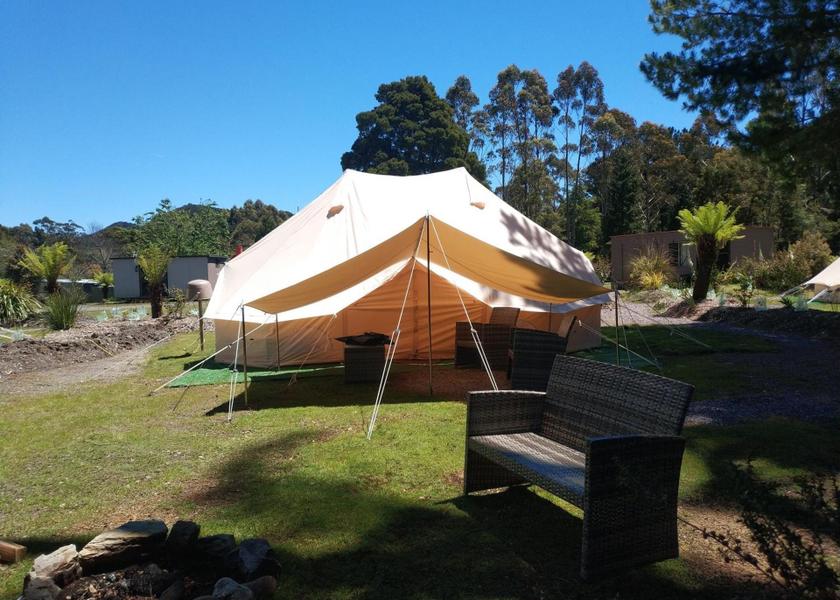 Tasmania Zeehan garden