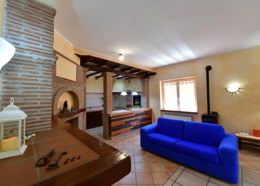 shared lounge/tv area