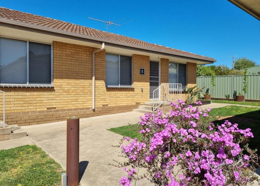 Victoria Rutherglen exterior view